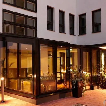Fabian Hotel
